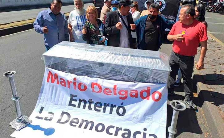 Mario Delgado privilegia a ex políticos opositores: morenistas