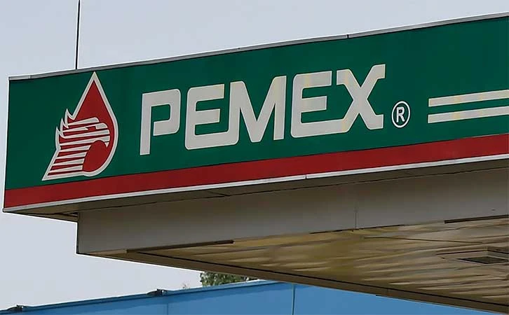 Menos ingresos para estados y municipios por apoyo fiscal a Pemex: Moody's