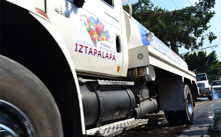 Oposición va por investigación de negocio de pipas de agua en Iztapalapa