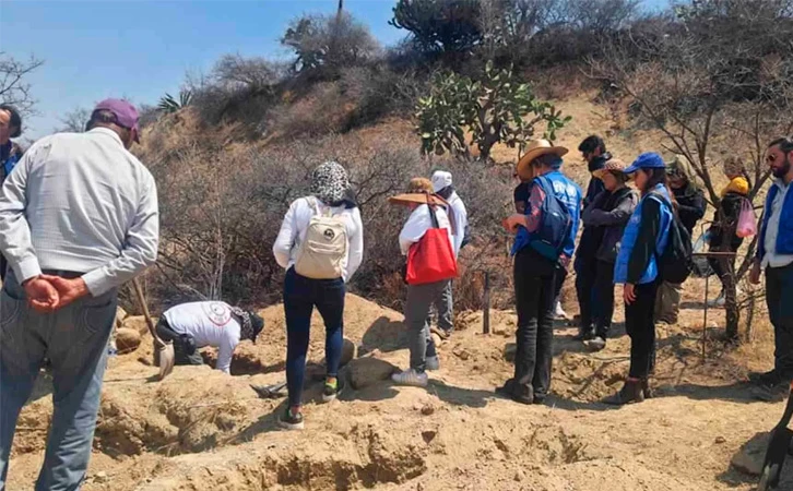 Madres buscadoras descubren restos humanos en Querétaro