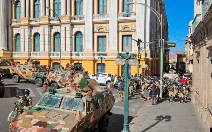 SRE recomienda a mexicanos en Bolivia mantenerse alejados de las protestas por intento de golpe de Estado
