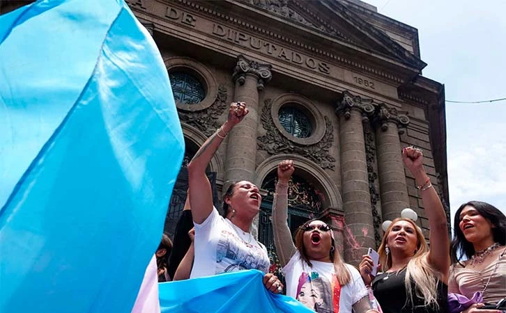 Aprueba Ley Paola Congreso de CDMX para tipificar transfeminicidios
