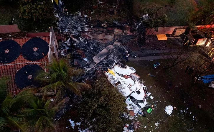 Cae avión con 62 Pasajeros en Brasil