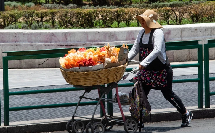 El 83% de nuevos empleos en julio fueron en el sector informal: Inegi