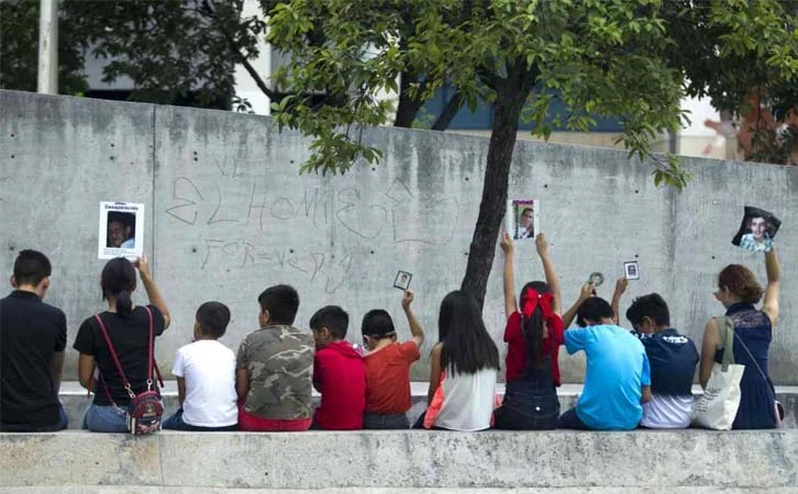 Exige estudiantes que la 4T frene desapariciones de menores