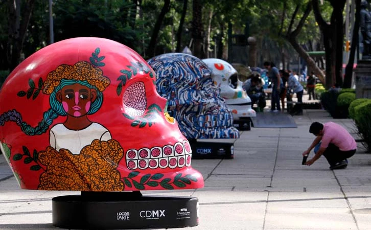 Vida y tradición, anuncian exposición de cráneos monumentales