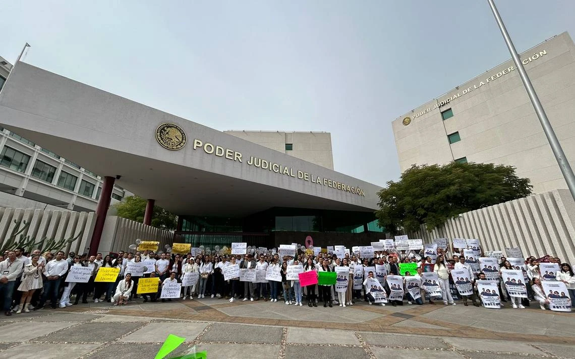 Cumple 45 días el paro de los trabajadores del PJF