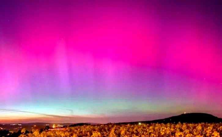 Sorprende espectáculo natural de auroras boreales en Europa