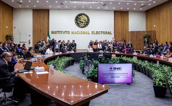 INE pausa el proceso para organizar la elección de jueces