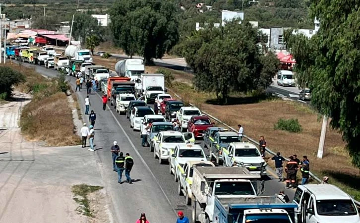 Gobierno de Hidalgo bloquea protesta de mineros de Zimapán