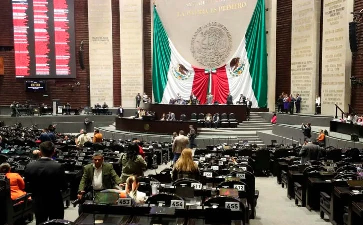 Legisladores avalan 50% de reformas de AMLO