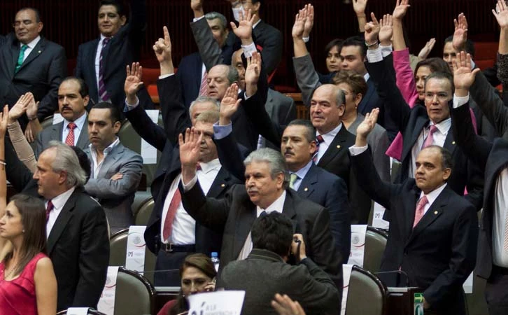 Diputados recibirán más de 140 mil pesos de aguinaldo