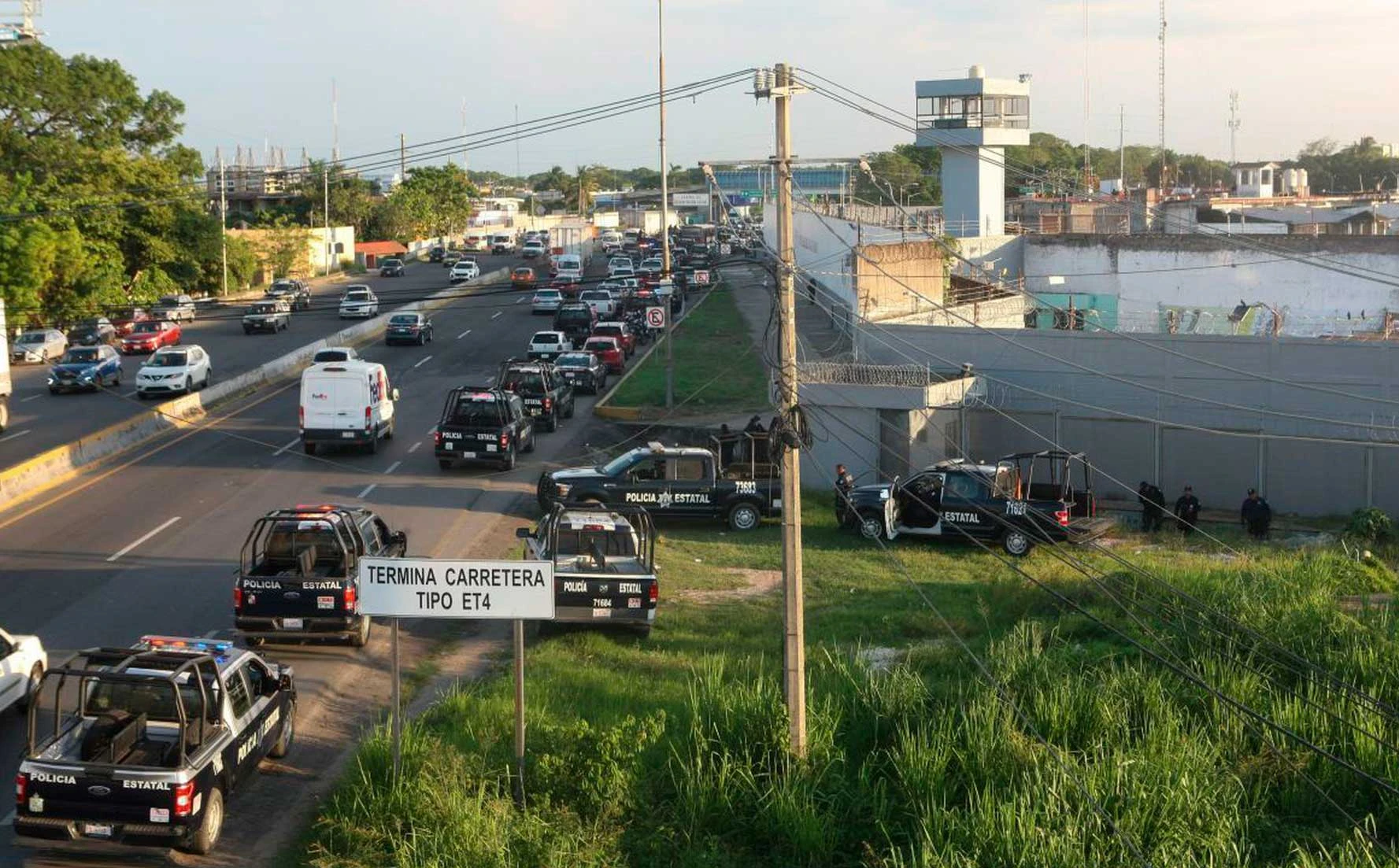 Motín en penal de Villahermosa desata caos y moviliza fuerzas de seguridad