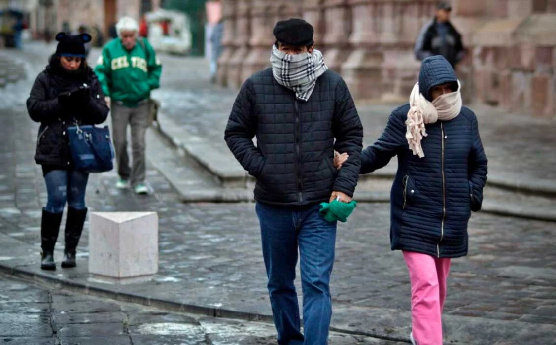 Temperaturas bajo cero hasta calor extremo en México pronostica SMN