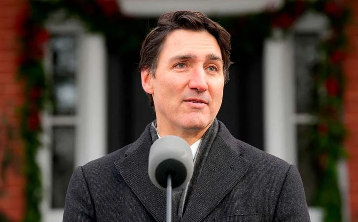 Dimite primer ministro de Canadá por baja aprobación