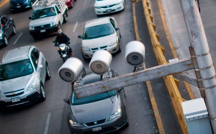 ¡Fotomultas! Gobierno Federal evalúa medida en carreteras