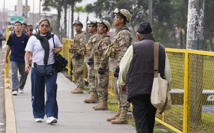 Decretan estado de emergencia en Perú por violencia