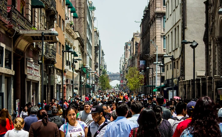 Por crecimiento poblacional, buscan dividir a alcaldías de CDMX