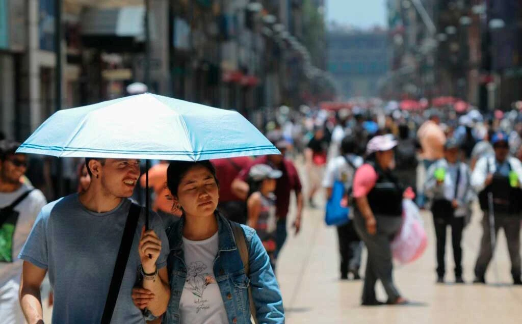 Emiten alerta amarilla por altas temperaturas en 11 alcaldías de la CDMX