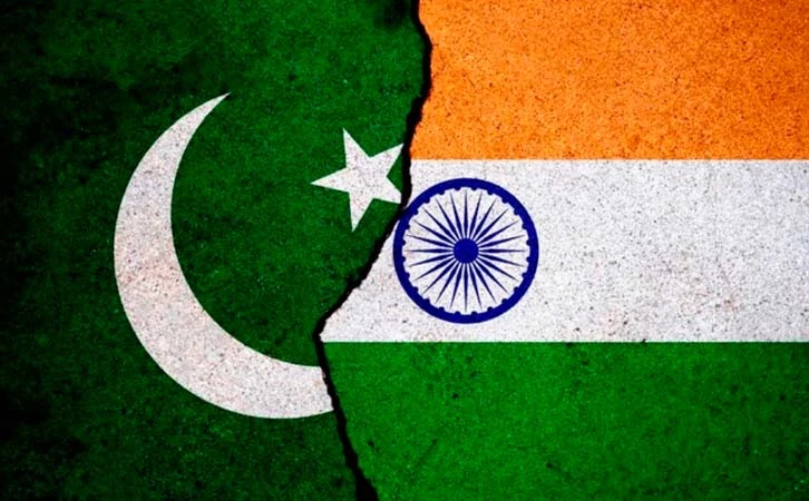 Conflicto armado entre la India y Pakistán suma 38 muertos