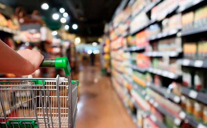 Cae confianza de los consumidores en abril