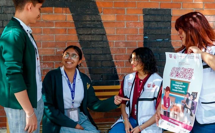 Psicólogos llegan a secundarias y bachillerato de CDMX