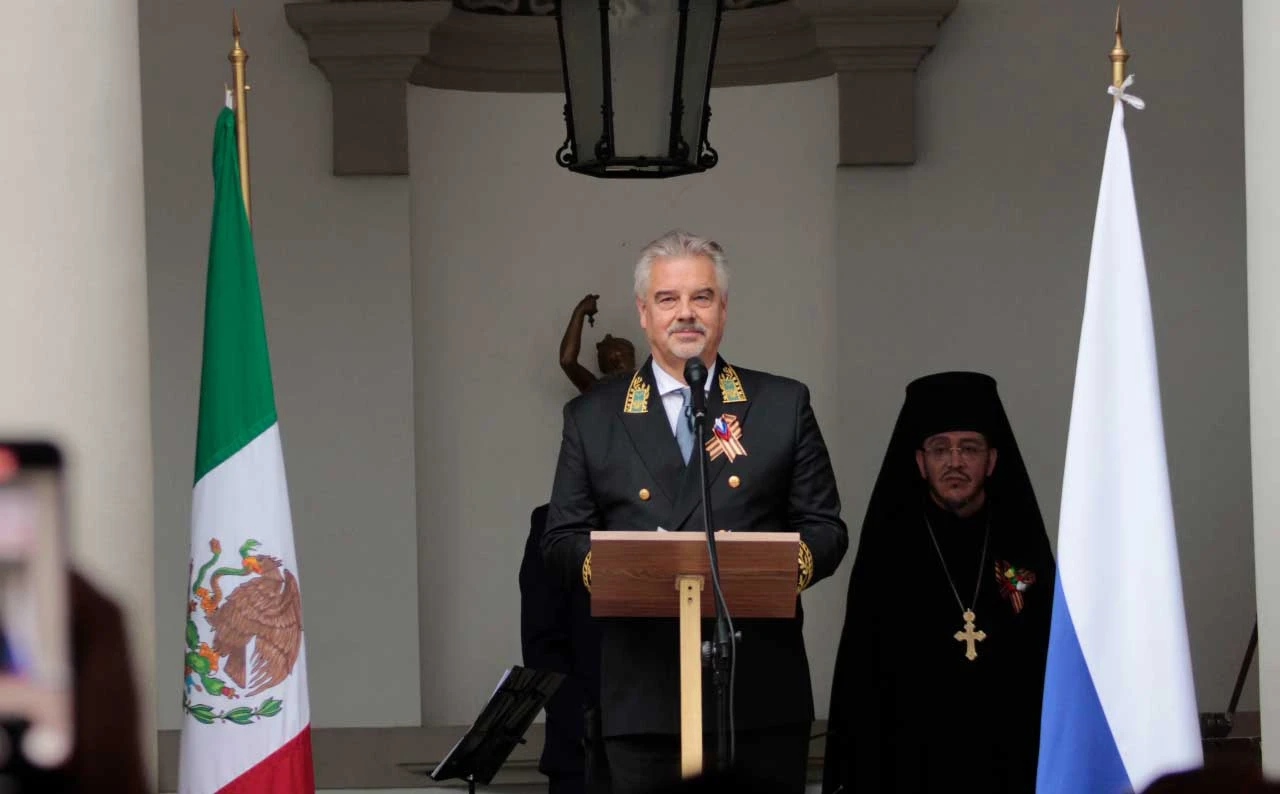 Rusia y México conmemoran la victoria soviética sobre el nazismo