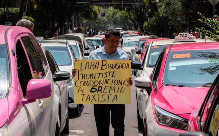 Taxistas protestan contra fotomultas en CDMX