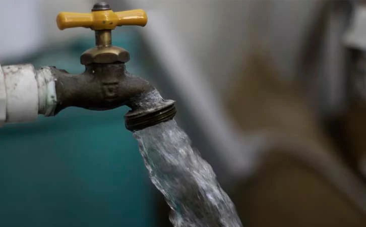 Ni en los PILARES hay agua, usuarios denuncian falta de servicios