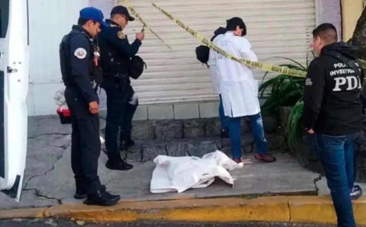 ¡Abandonan en jardinera un feto de 8 meses! Autoridades investigan el caso