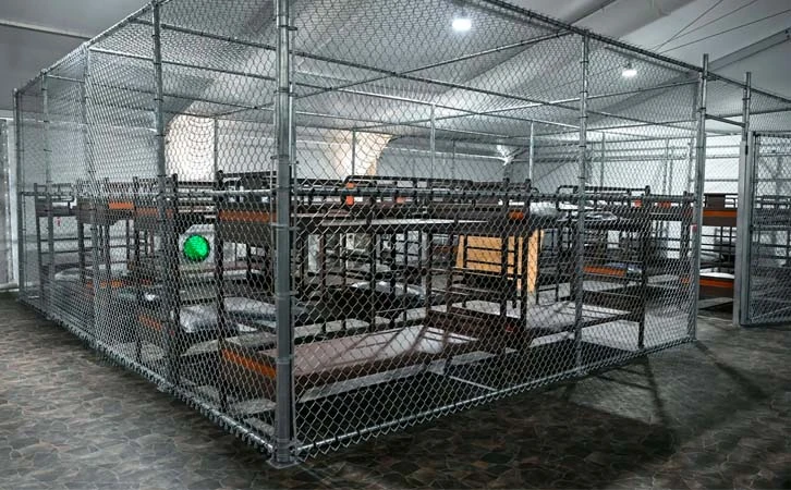 Como "ratas en un experimento”: así lucen migrantes en Alligator Alcatraz, acusan abogados
