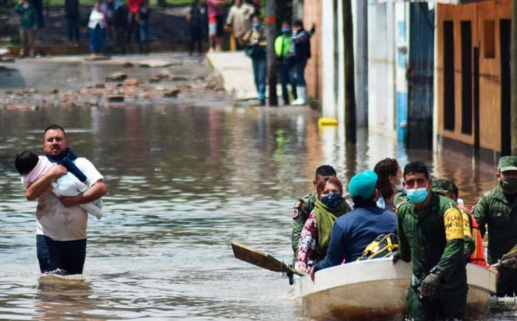 Ante gobiernos indiferentes, inundaciones ponen en riesgo vidas y patrimonio