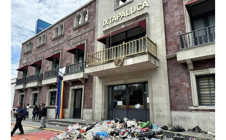El morenista Felipe Arvizu mantiene en crisis a Ixtapaluca