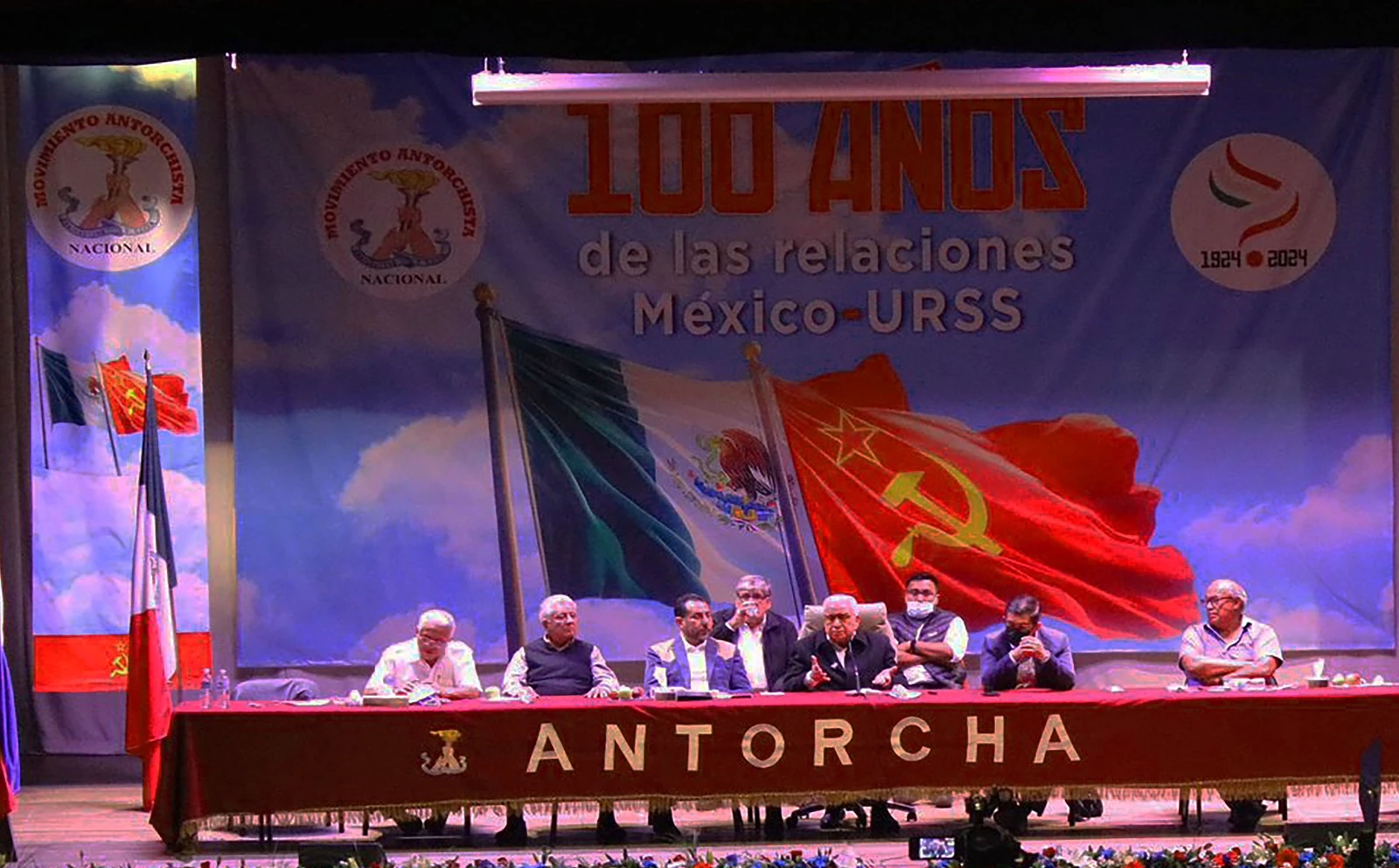 Conmemora Antorcha 100 años de relaciones México-Rusia