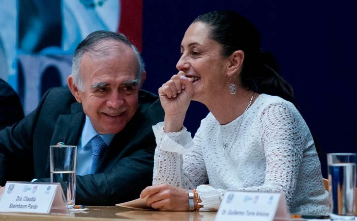 Prestanombres de García Luna movieron 47 mdd a firma de Romo, aliado de AMLO