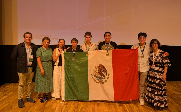 Para la historia: jóvenes mexicanos ganan medalla de oro en Olimpiada de Economía