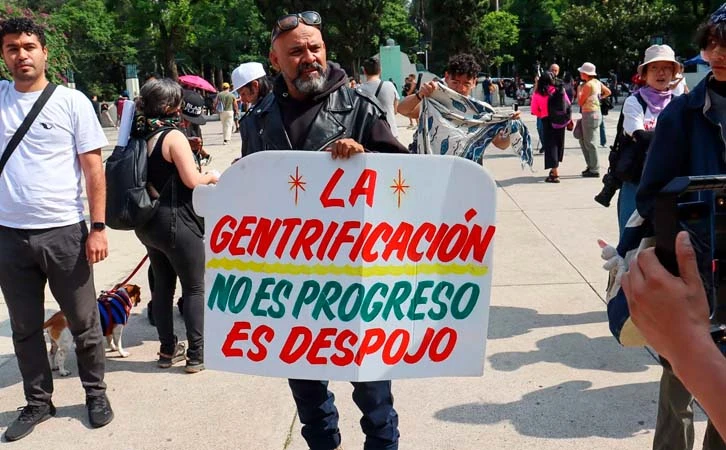 Vecinos de la Condesa exigen regulación de hospedajes y freno a la gentrificación