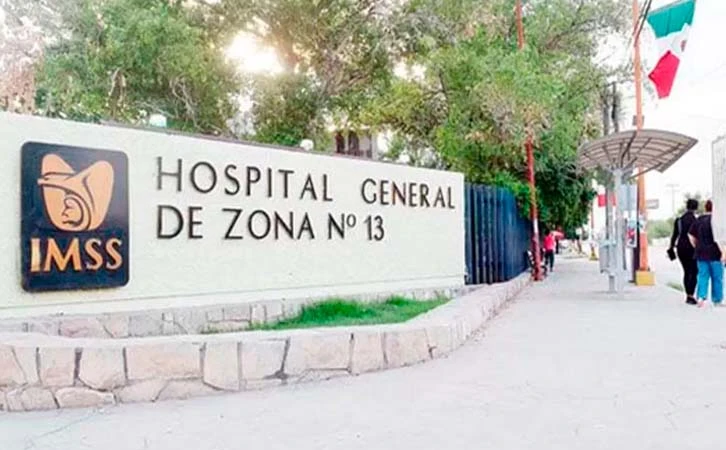 Menor de 14 años da a luz en baño de hospital del IMSS