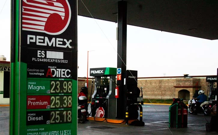 Mantener a 24 pesos el litro de gasolina promete Sheinbaum
