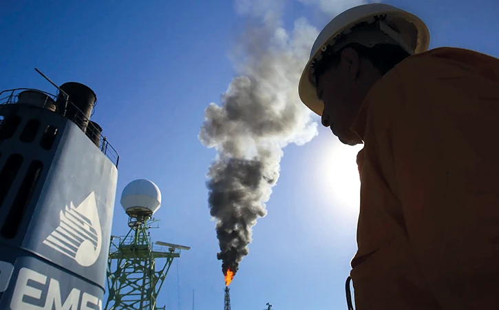 Siete años de “rescate financiero” y Pemex sigue en crisis