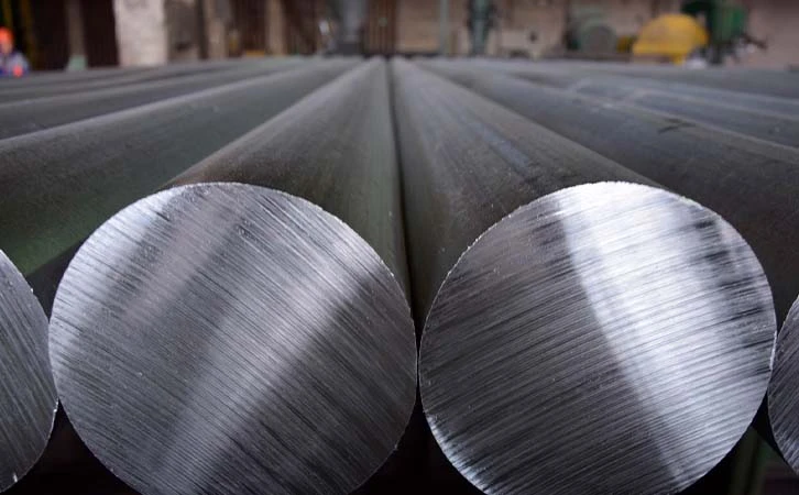 Trump refuerza aranceles sobre acero y aluminio, incluye más de 400 productos