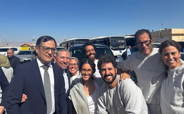 Repatrian a activistas mexicanos detenidos por ejército israelí