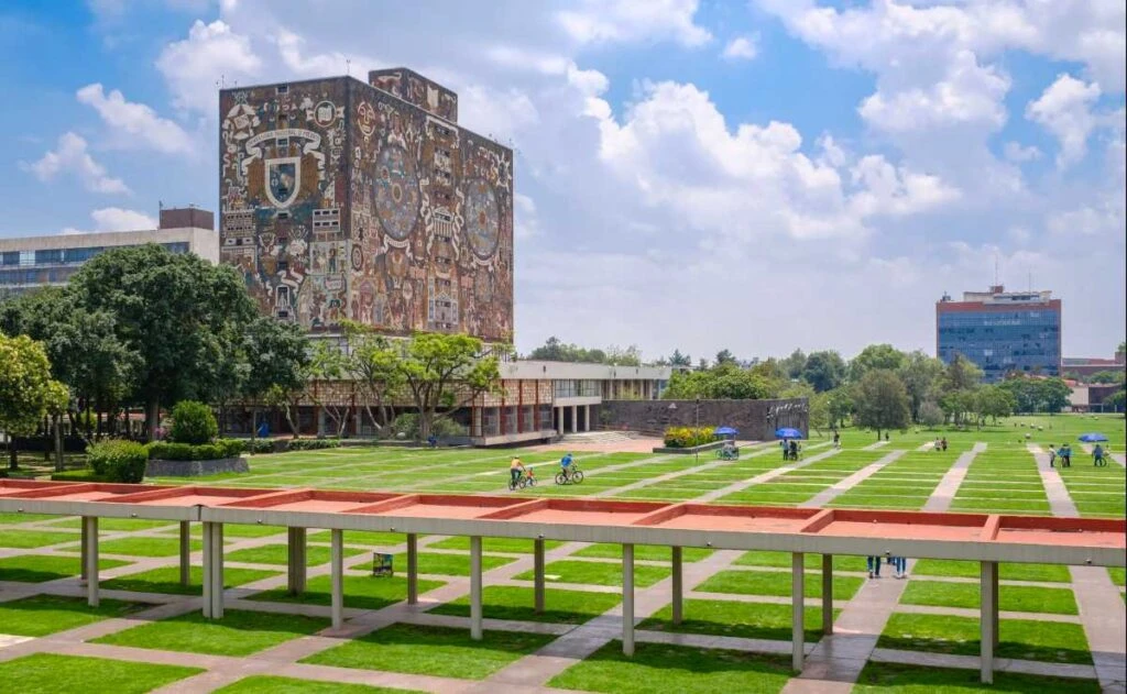 Ejército y cierre en Derecho provoca confusión entre alumnos de la UNAM