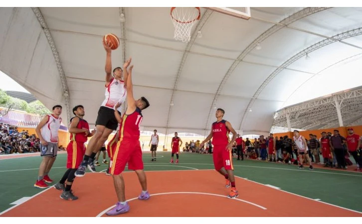 Deporte para formar un hombre nuevo: la espartaqueada nacional
