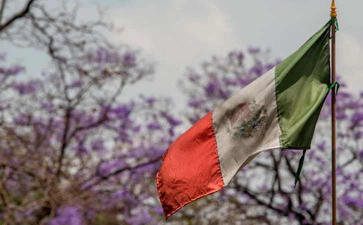Pese a recortes, deuda de México alcanza nivel récord en 15 años